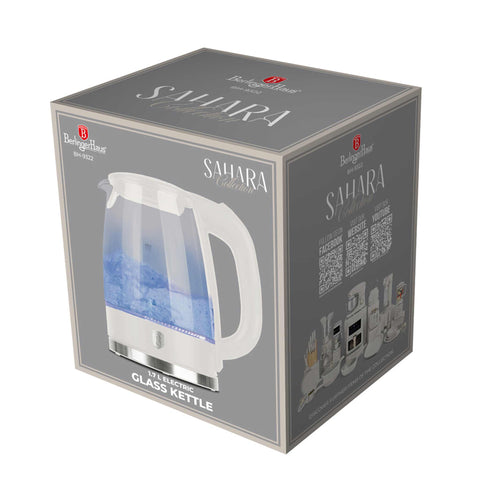 Product image of Electric glass kettle. Part of the Sahara Collection . Features: • Material: stainless steel, borosilicate glass and plastic • Capacity: 1,7L • Voltage: 220-240V,50/60Hz • Power: 1850-2200W • Size: 22,3*16,1*24,2.... (Studio view). Official Berlinger Haus product, boosted by Promintra sl.