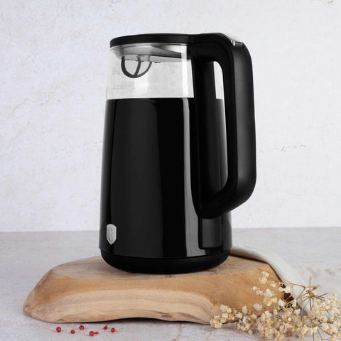Product image of Digital electric kettle. Part of the Black Vantage Collection/Matte Black Collection/Black Silver Collection . Features: • Material: borosilicate glass and plastic • Capacity: 1,7L • Voltage: 220-240V,50/60Hz • Power: 2200W • Color: black- silver • Digital screen with.... (Studio view). Official Berlinger Haus product, boosted by Promintra sl.