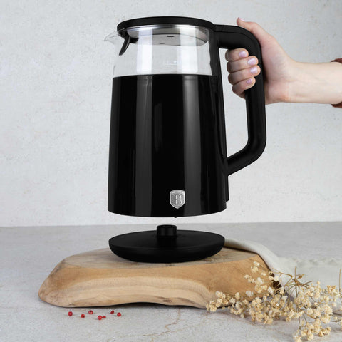 Product image of Digital electric kettle. Part of the Black Vantage Collection/Matte Black Collection/Black Silver Collection . Features: • Material: borosilicate glass and plastic • Capacity: 1,7L • Voltage: 220-240V,50/60Hz • Power: 2200W • Color: black- silver • Digital screen with.... (Studio view). Official Berlinger Haus product, boosted by Promintra sl.