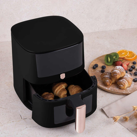 Product image of Air fryer 5L visible window. Part of the Black Rose Collection . Features: • Power: 220-240V ~ 1400W • Temperature control: 40-200℃ • Include: • XL SIZE: food basket with non-stick coating 5L • DIGITAL • Color: black- rose.... (Studio view). Official Berlinger Haus product, boosted by Promintra sl.