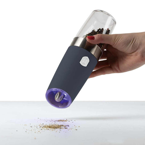 Product image of Gravity pepper and salt mill 2pcs set. Part of the Deep Sea Collection . Features: • Material: plastic with CERAMIC grinder • Batteries: 6 pcs AAA (not inc.) • WITH LIGHT • Color: matt blue • 2 pcs set. (Conceptual view). Official Berlinger Haus product, boosted by Promintra sl.