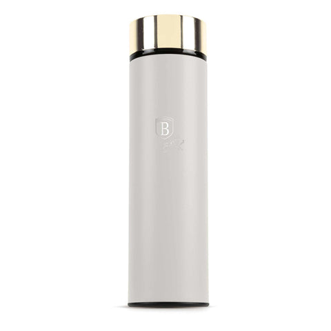 Product image of Drinking bottle with LED temperature display 0,5L. Part of the Sahara Collection . Features: • Material: inner body 18/10 stainless steel with matt powder coating • Capacity: 0,5 L • 18/10 stainless steel purifying filter • Color: matt crea.... (Studio view). Official Berlinger Haus product, boosted by Promintra sl.