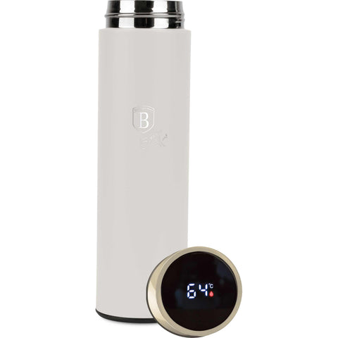 Product image of Drinking bottle with LED temperature display 0,5L. Part of the Sahara Collection . Features: • Material: inner body 18/10 stainless steel with matt powder coating • Capacity: 0,5 L • 18/10 stainless steel purifying filter • Color: matt crea.... (Studio view). Official Berlinger Haus product, boosted by Promintra sl.