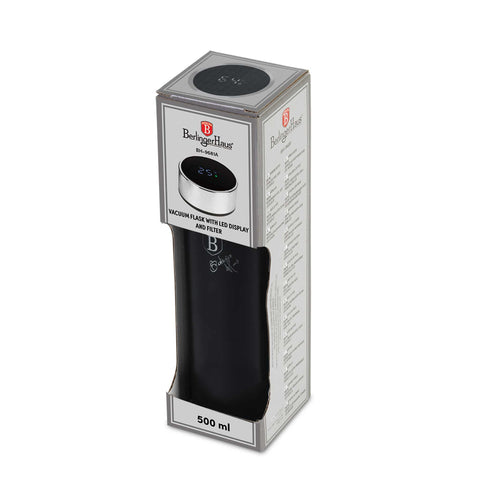 Product image of Drinking bottle with LED temperature display 0,5L. Part of the Matte Black Collection . Features: • Material: inner body 18/10 stainless steel with matt powder coating • Capacity: 0,5 L • 18/10 stainless steel purifying filter • Color: black- si.... (Studio view). Official Berlinger Haus product, boosted by Promintra sl.
