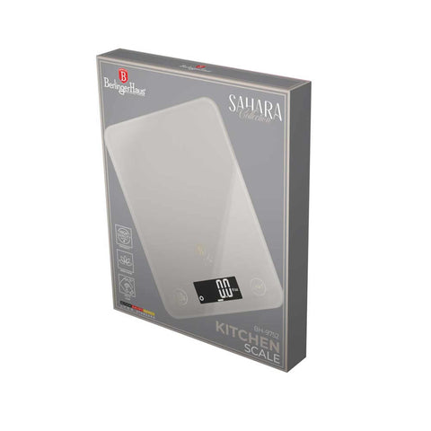 Product image of Digital glass kitchen scale capacity 5kg. Part of the Sahara Collection . Features: • Material: tempered glass and plastic • Capacity: 5 kg • Size: 19,5*14,5 cm • Weight unit: g/oz/ml/lb/fl • 2 pcs AAA battery included • Color: cream. (Studio view). Official Berlinger Haus product, boosted by Promintra sl.