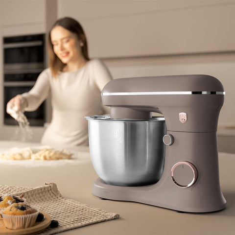 Product image of Kitchen machine. Part of the Taupe Collection . Features: • Material: stainless steel, plastic • 1500 W, 220-240V, 50/60 Hz • Include: • 18/10 stainless steel bowl 5L • Non-stick dough hook • Non-stick bea.... (Studio view). Official Berlinger Haus product, boosted by Promintra sl.