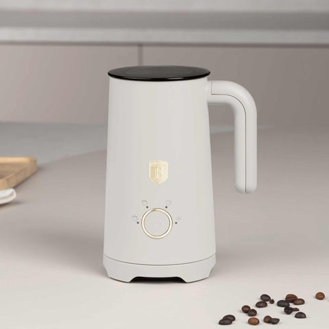 Product image of 4in1 milk frother. Part of the Sahara Collection . Features: • Material: stainless steel, plastic • Capacity for heating: 300 ml • Capacity for foaming: 160 ml • Voltage: 220-240V, 50/60Hz • Power: 400W • 2 p.... (Studio view). Official Berlinger Haus product, boosted by Promintra sl.