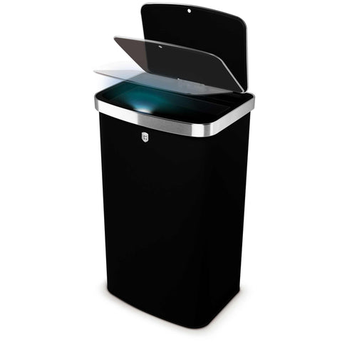 Product image of Sensor bin 60L. Part of the Black Vantage Collection/Matte Black Collection/Black Silver Collection . Features: • Material: steel • Size: 65*38,5*28,5 cm, 60L • Power: 4 pcs AA battery (not included) • Color: matt black. (Studio view). Official Berlinger Haus product, boosted by Promintra sl.