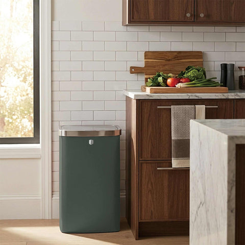 Product image of Sensor bin 60L. Part of the Matte Green Collection . Features: • Material: steel • Size: 65*38,5*28,5 cm, 60L • Power: 4 pcs AA battery (not included) • Color: matt green. (Studio view). Official Berlinger Haus product, boosted by Promintra sl.