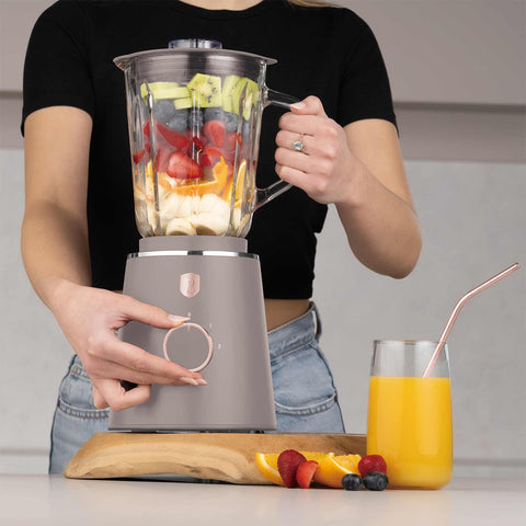 Product image of Table blender with 1,5L GLASS jar 1000W. Part of the Taupe Collection . Features: • Material: plastic, glass • Power: 1000 W • Voltage: 220-240V, 50-60 Hz • 1,5 L glass jar • Length of power cord: 100 cm • Color: matt taupe. (Conceptual view). Official Berlinger Haus product, boosted by Promintra sl.