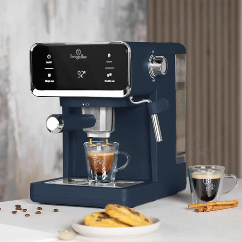 Product image of Digital espresso coffee maker 3in1. Part of the Deep Sea Collection . Features: • Material: stainless steel • Power: 950 W • Voltage: 220-240V 50-60 Hz • 1L water tank • 1 and 2 cup filter • 2 in 1 plastic spoon with tamper • S.... (Conceptual view). Official Berlinger Haus product, boosted by Promintra sl.