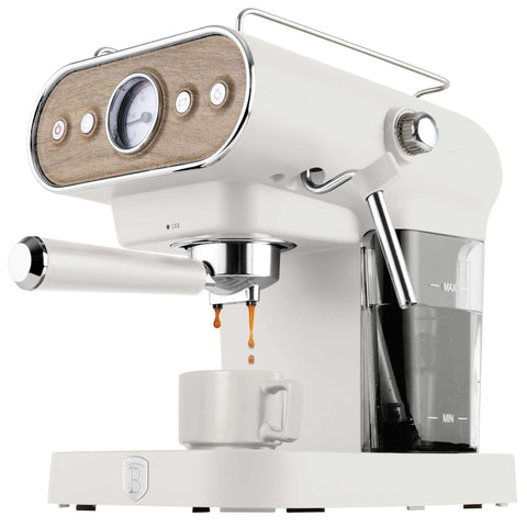 Product image of Espresso coffee maker 3in1. Part of the Sahara Nordic Collection . Features: • Material: stainless steel • Power: 950 W • Voltage: 220-240V 50-60 Hz • 1,2L water tank • 1 and 2 cup filter • 2 in 1 plastic spoon with tamper •.... (Studio view). Official Berlinger Haus product, boosted by Promintra sl.