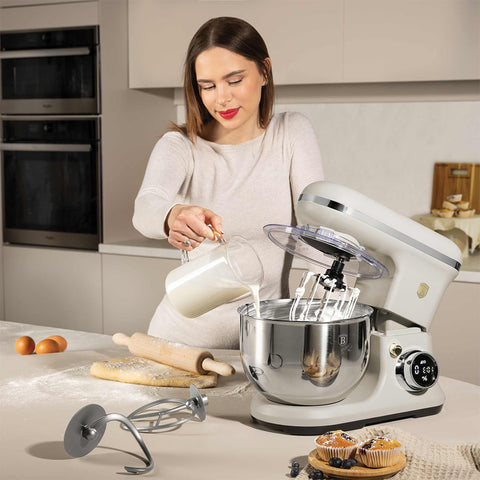 Product image of Kitchen machine. Part of the Sahara Collection . Features: • Material: stainless steel, plastic • 1500 W, 220-240V, 50/60 Hz • Include: • 18/10 stainless steel bowl 6L • Non-stick dough hook • Non-stick bea.... (Studio view). Official Berlinger Haus product, boosted by Promintra sl.