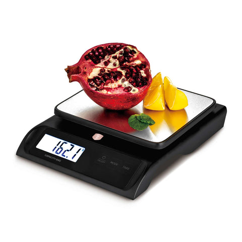 Product image of Digital kitchen scale capacity 6kg. Part of the Black Rose Collection . Features: • Material: stainless steel and plastic • Capacity: 6 kg • Size: 18,8*15*4,2 cm • Weight unit: g/oz/ml/lb • 2 pcs AAA battery included • Color: bla.... (Studio view). Official Berlinger Haus product, boosted by Promintra sl.