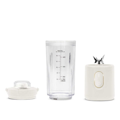 Product image of Cordless portable blender. Part of the Sahara Collection . Features: • Material: stainless steel, plastic • Power: 110 W • Capacity: 400 ml • Rechargeable battery: 2000mAh, 7,4 V • Charging time: 3 hours • Accessorie.... (Studio view). Official Berlinger Haus product, boosted by Promintra sl.