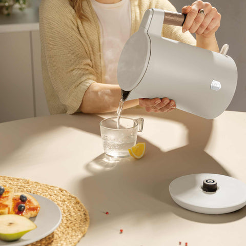 Product image of Double wall kettle. Part of the Sahara Nordic Collection . Features: • Material: stainless steel inside, plastic outside • Capacity: 1,7L • Voltage: 220-240V,50/60Hz • Power: 2200 W • Size: 23*16*25 cm • Length of po.... (Studio view). Official Berlinger Haus product, boosted by Promintra sl.