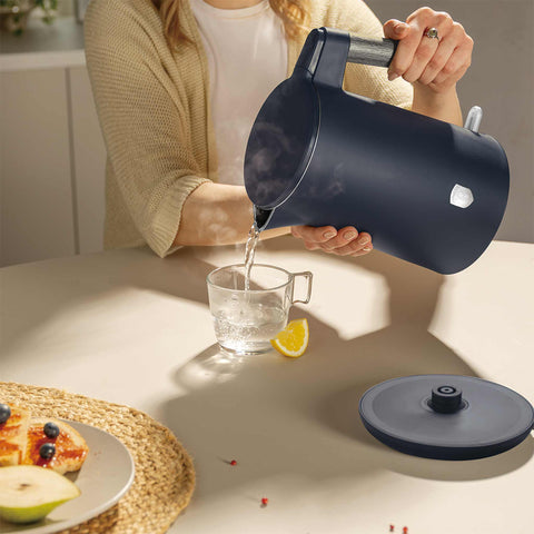 Product image of Double wall kettle. Part of the Deep Sea Collection . Features: • Material: 18/10 stainless steel inside, plastic outside • Capacity: 1,7L • Voltage: 220-240V, 50/60Hz • Power: 2200 W • Size: 23*16*25 cm • Lengt.... (Studio view). Official Berlinger Haus product, boosted by Promintra sl.