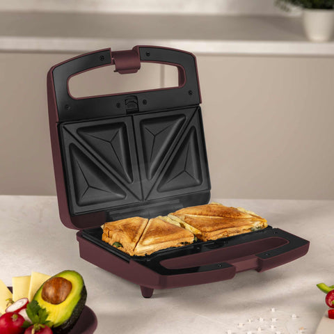 Product image of 3in1 sandwich maker with detachable plates and glass panel. Part of the Leonardo Collection . Features: • Material: aluminium, glass, plastic • Power: 800 W • Voltage: 220-240 V, 50/60Hz • Plate size: 21,6*12 cm • NON-STICK coating • Length of power c.... (Studio view). Official Berlinger Haus product, boosted by Promintra sl.