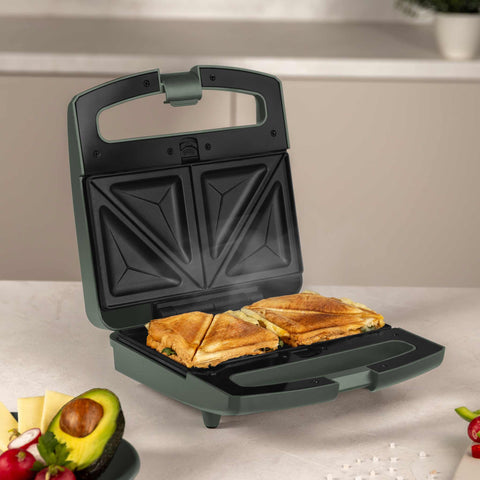 Product image of 3in1 sandwich maker with detachable plates and glass panel. Part of the Matte Green Collection . Features: • Material: aluminium, glass, plastic • Power: 800 W • Voltage: 220-240 V, 50/60Hz • Plate size: 21,6*12 cm • NON-STICK coating • Length of power c.... (Studio view). Official Berlinger Haus product, boosted by Promintra sl.