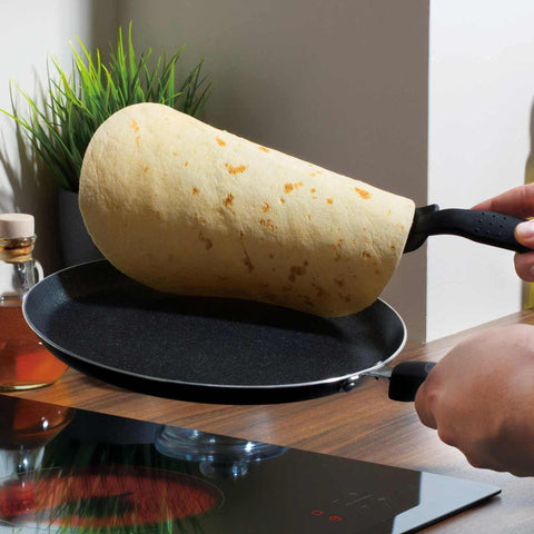 Product image of Pancake pan 24cm. Part of the Blaumann/Pancake pan . Features: • Material: pressed aluminum with marble coating • Size: Ø24 cm • Color: grey. (Studio view). Official Berlinger Haus product, boosted by Promintra sl.