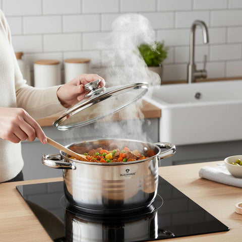 Product image of 6pcs cookware set. Part of the Blaumann/Gourmet Line . Features: • Material: stainless steel • Include: • Casserole with lid Ø16*9,5 cm 1,9 L • Casserole with lid Ø18*10,5 cm 2,6 L • Casserole with lid Ø20*11,5 c.... (Studio view). Official Berlinger Haus product, boosted by Promintra sl.
