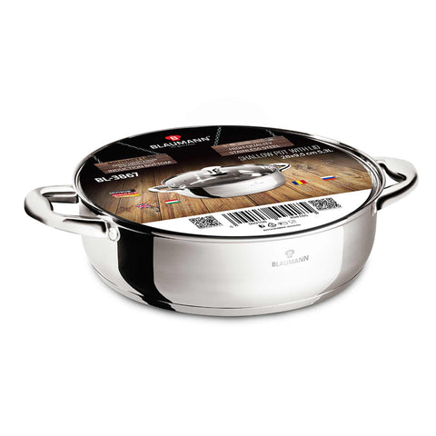 Product image of Shallow pot with lid 28cm. Part of the Blaumann/Gourmet Line . Features: • Shallow pot with glass lid • Material: stainless steel • Size: Ø28*9,5 cm • Volume: 5,3 l. (Studio view). Official Berlinger Haus product, boosted by Promintra sl.