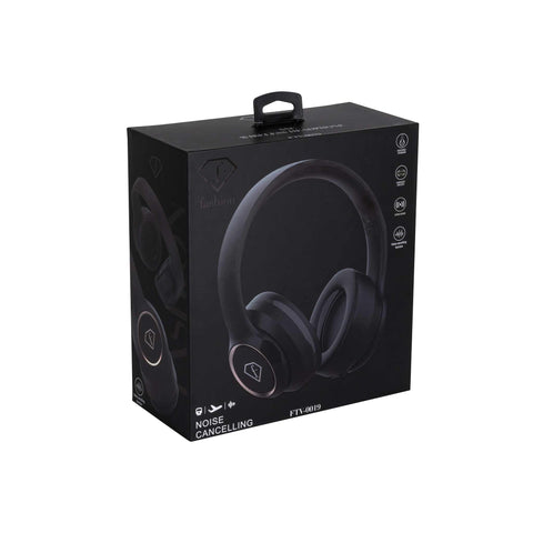 Product image of ANC wireless headphone. Part of the MATTE BLACK- ROSE GOLD . Features: • Speaker: 40 mm • Impedance: 32 ohms • Sensitivity: 105dB (+/-5dB) • Frequency range: 20-20 kHz • Bluetooth version and range: 5.3 (10 meters) • B.... (Studio view). Official Berlinger Haus product, boosted by Promintra sl.
