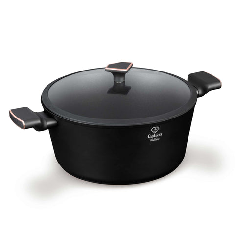 Product image of Casserole with lid 30cm. Part of the MATTE BLACK- ROSE GOLD . Features: • Material: forged aluminum with non-stick titanPro coating • Casserole with lid Ø30*13,5 cm 8L • Color: matt black- rose gold. (Studio view). Official Berlinger Haus product, boosted by Promintra sl.