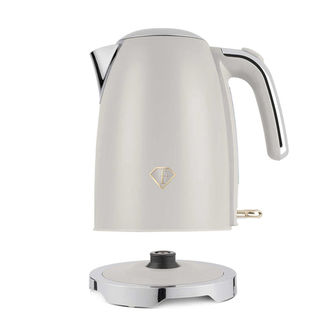 Product image of Electric kettle. Part of the MATTE CREAM- GOLD . Features: • Material: 18/10 stainless steel, plastic • Capacity: 1,7L • Voltage: 220-240V,50/60Hz • Power: 2200 W • Length of power cord: 65-70 cm • Color: c.... (Studio view). Official Berlinger Haus product, boosted by Promintra sl.