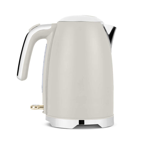 Product image of Electric kettle. Part of the MATTE CREAM- GOLD . Features: • Material: 18/10 stainless steel, plastic • Capacity: 1,7L • Voltage: 220-240V,50/60Hz • Power: 2200 W • Length of power cord: 65-70 cm • Color: c.... (Studio view). Official Berlinger Haus product, boosted by Promintra sl.