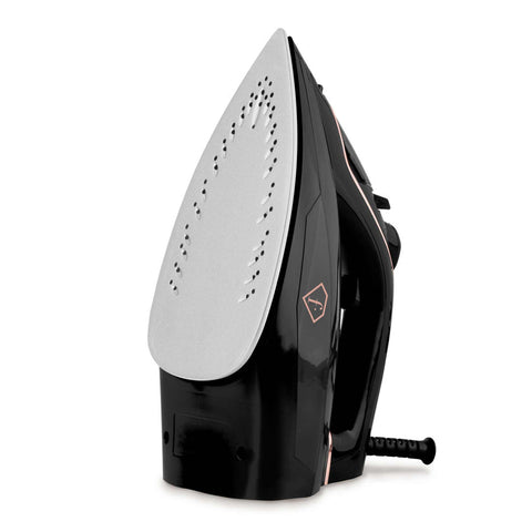 Product image of Iron. Part of the MATTE BLACK- ROSE GOLD . Features: • 220-240V, 50/60Hz, 2400 W • Functions: Dry/Steam/Vertical steam/Burst/Spray/Self clean/Anti scale/Anti drip • Water tank capacity: 280 ml • Lengt.... (Studio view). Official Berlinger Haus product, boosted by Promintra sl.