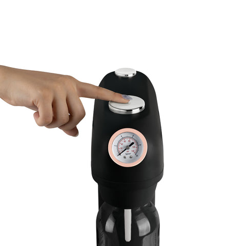 Product image of Soda maker with 2bottles and barometer universal CO2cylinders size. Part of the MATTE BLACK- ROSE GOLD . Features: • Material: stainless steel, pp • Size: 43,5*22*12 cm • 2 pcs pp bottle with cup: 1,0L and 0,5L • Universal, standard CO2 cylinders size (not inclu.... (Studio view). Official Berlinger Haus product, boosted by Promintra sl.