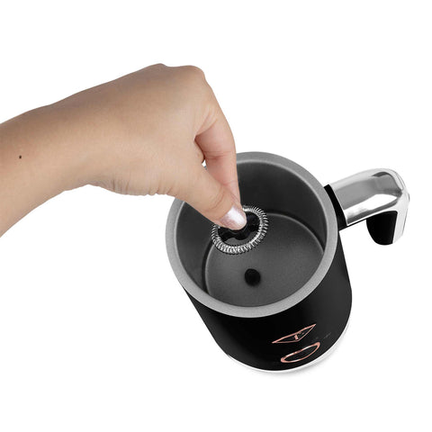 Product image of Milk frother. Part of the MATTE BLACK- ROSE GOLD . Features: • Material: stainless steel, plastic • Capacity for heating: 300 ml • Capacity for foaming: 160 ml • Voltage: 220-240V, 50/60Hz • Power: 400W • 2 p.... (Studio view). Official Berlinger Haus product, boosted by Promintra sl.