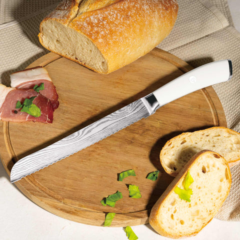 Product image of 6pcs knife set with stand. Part of the MATTE CREAM- GOLD . Features: • Material: stainless steel • Chef knife 20 cm • Bread knife 20 cm • Santoku knife 17,5 cm • Utility knife 12,5 cm • Paring knife 9 cm • Stand • Co.... (Studio view). Official Berlinger Haus product, boosted by Promintra sl.